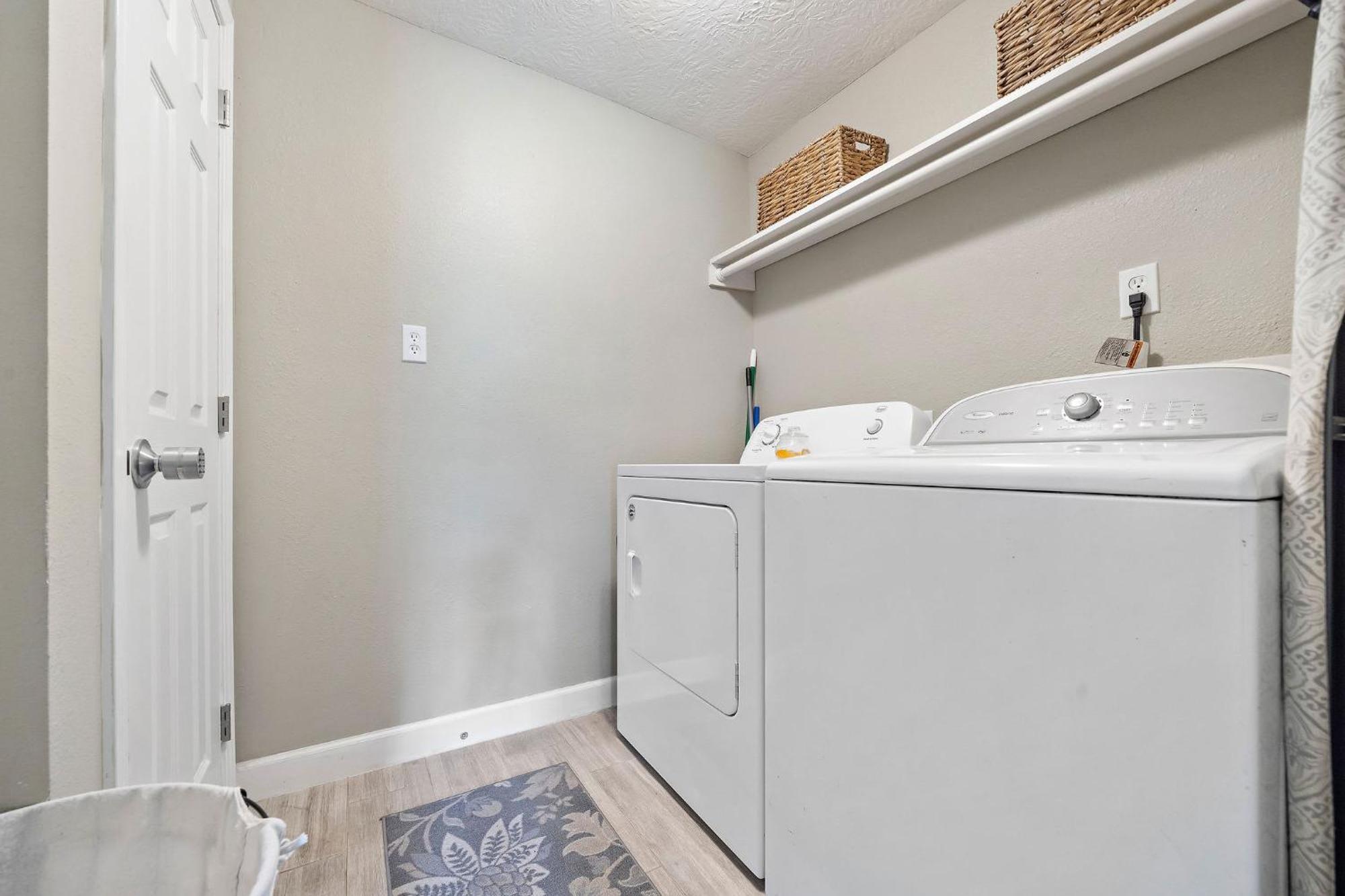 Sleep 7 In This 3 Bedroom Home Walking Distance Sylvan Beach With Game Room Work Area High Speed Wifi La Porte Close To Kemah Nasa Exterior foto
